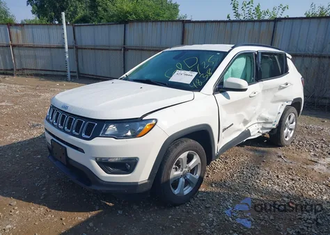 2019 Jeep Compass Latitude Fwd from USA, damaged, VIN 3C4NJCBB1KT614838